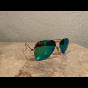 Ray Ban Aviator Sunglasses